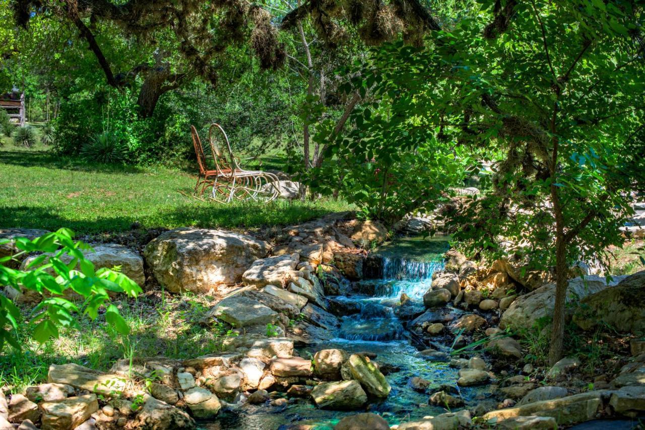 Barons Creekside Resort Fredericksburg Exteriör bild