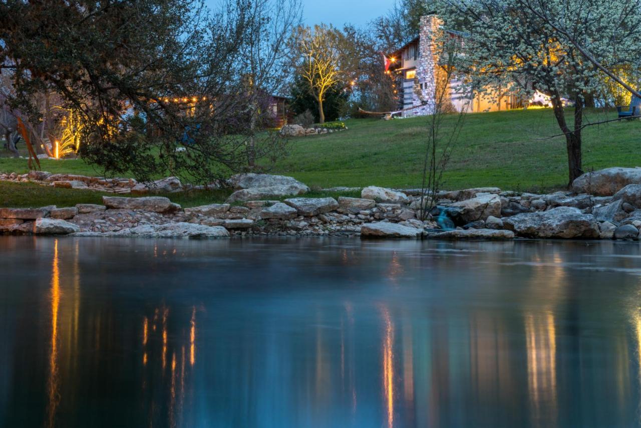 Barons Creekside Resort Fredericksburg Exteriör bild