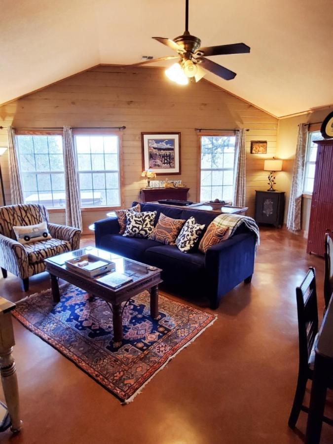 Barons Creekside Resort Fredericksburg Exteriör bild
